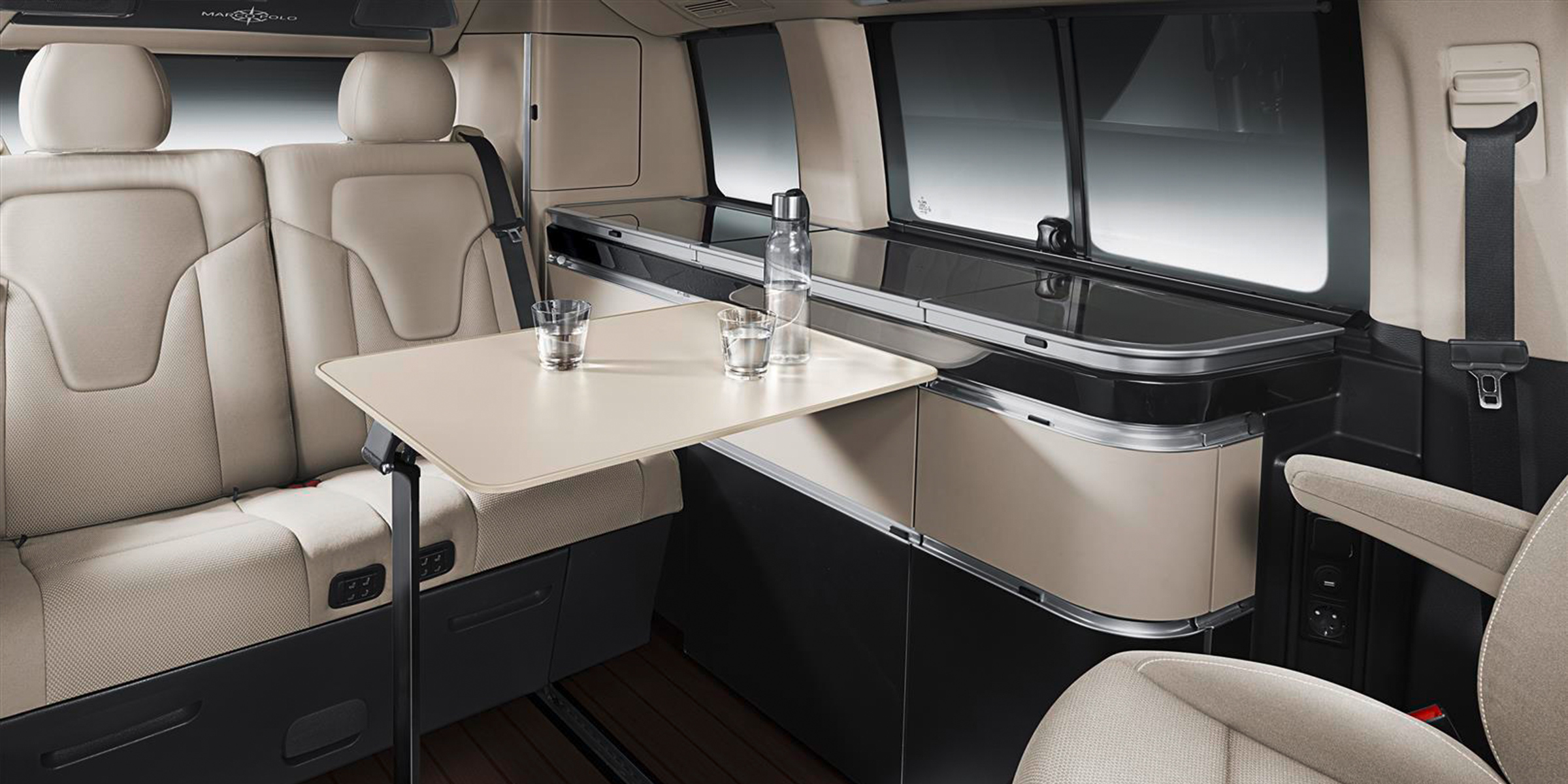 Der Innenraum des Marco Polo von Mercedes den wir durch Industriedesignleistungen gestaltet haben