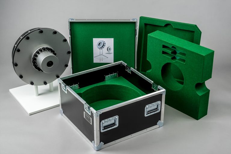 sichere-transportkiste-fuer-messemodelle